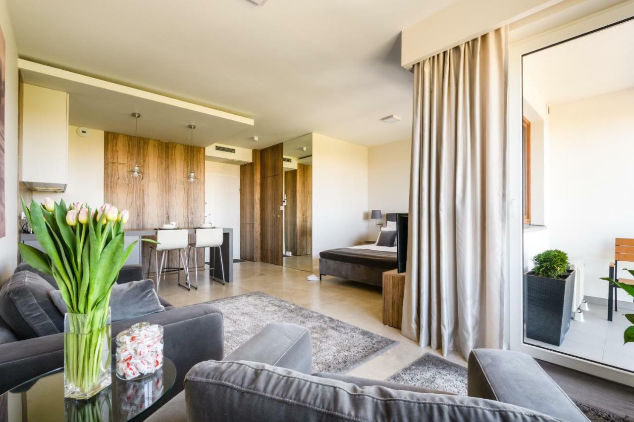 Luxlux Apartments Afara Varsavia Esterno foto